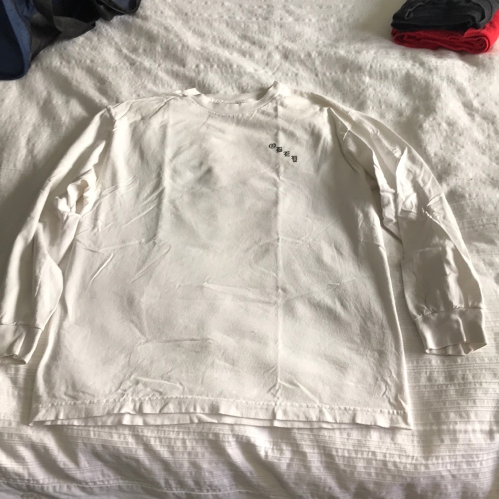 Obey men’s long sleeve shirt